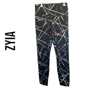 ✨4/$30 Zyia  Capri leggings